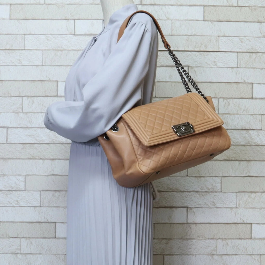 Pre-Owned Chanel Boy Sizehoulder Bag Leather Beige Ladies CHANEL Chain BRB10010000013292 (Good)