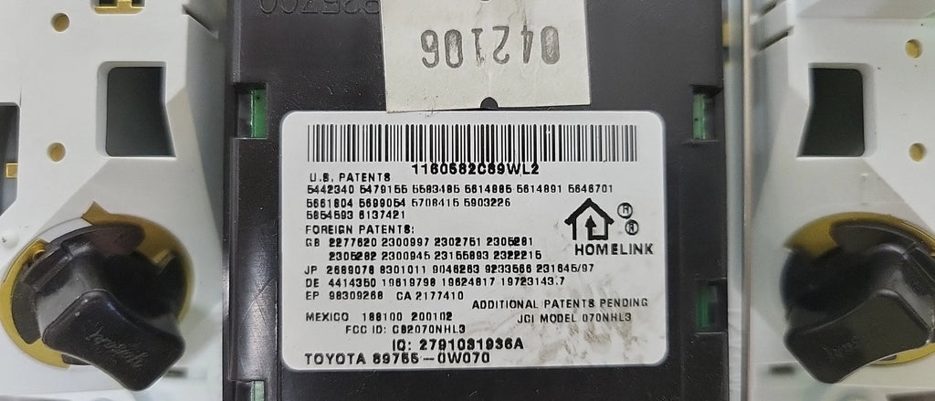 Pre-Owned 06 2006 Toyota Highlander Overhead Roof Console with Garage Door Opener OEM (Good)